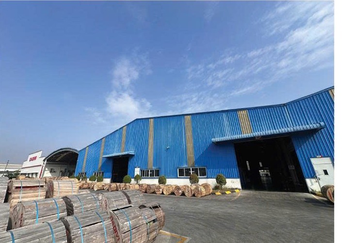 Nhà máy sản xuất thiết bị điện